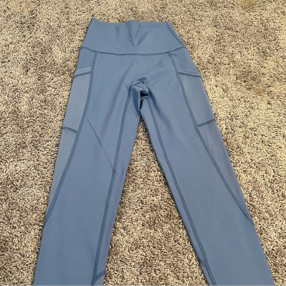 {offline by aerie} goals workout leggings with mesh side details and pockets - Picture 2 of 9